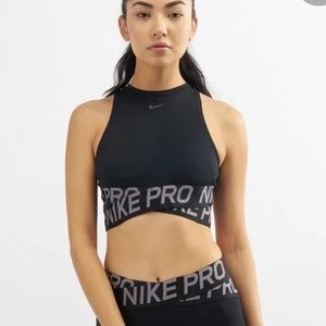Nike Pro Women's Intertwist Cropped Tank Top